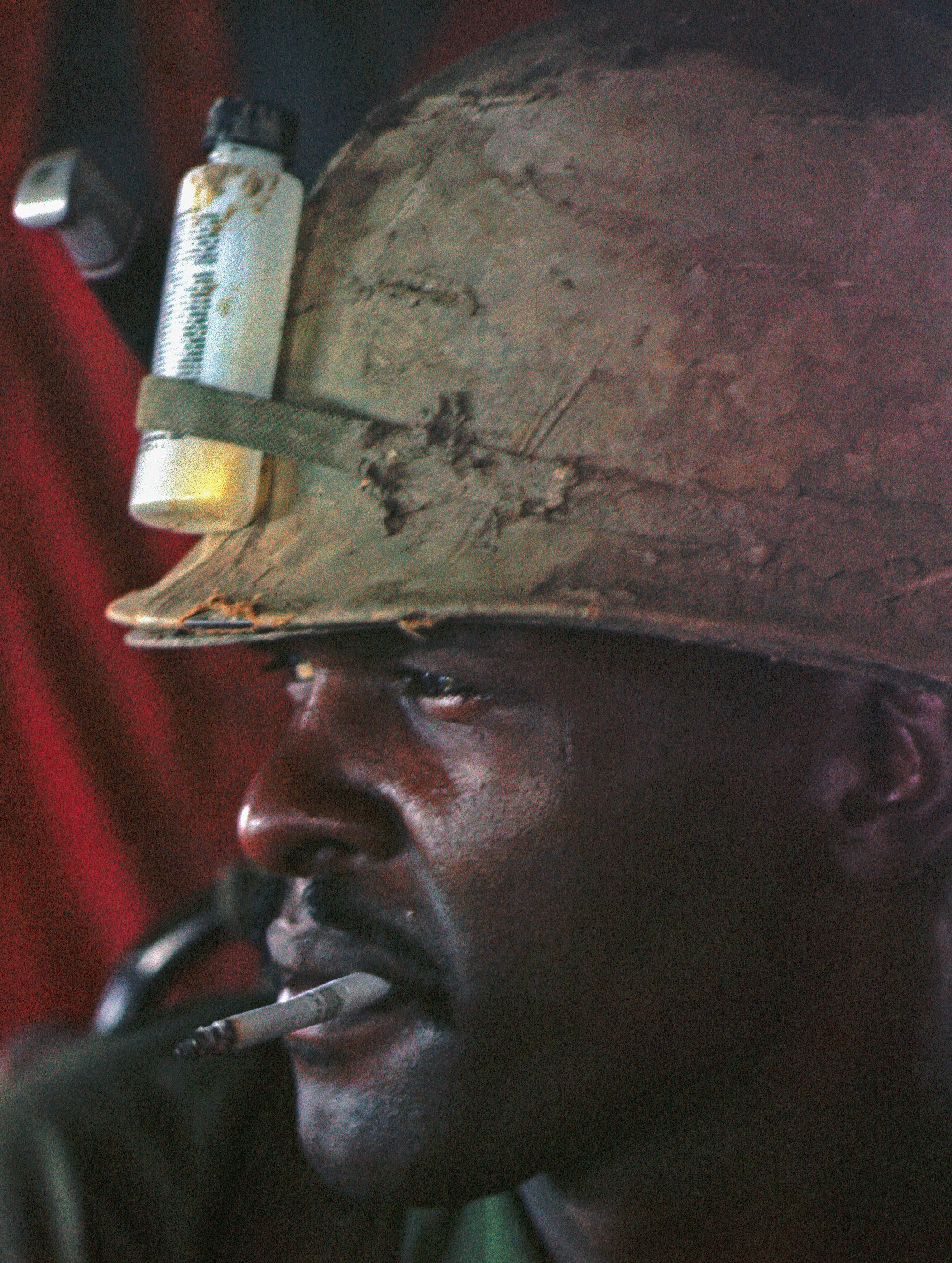 A machine gunner from the 9th Division aboard a Chinook helicopter in Vietnam.